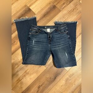 No Boundaries Destructed Flare Jeans.  Super Cute!